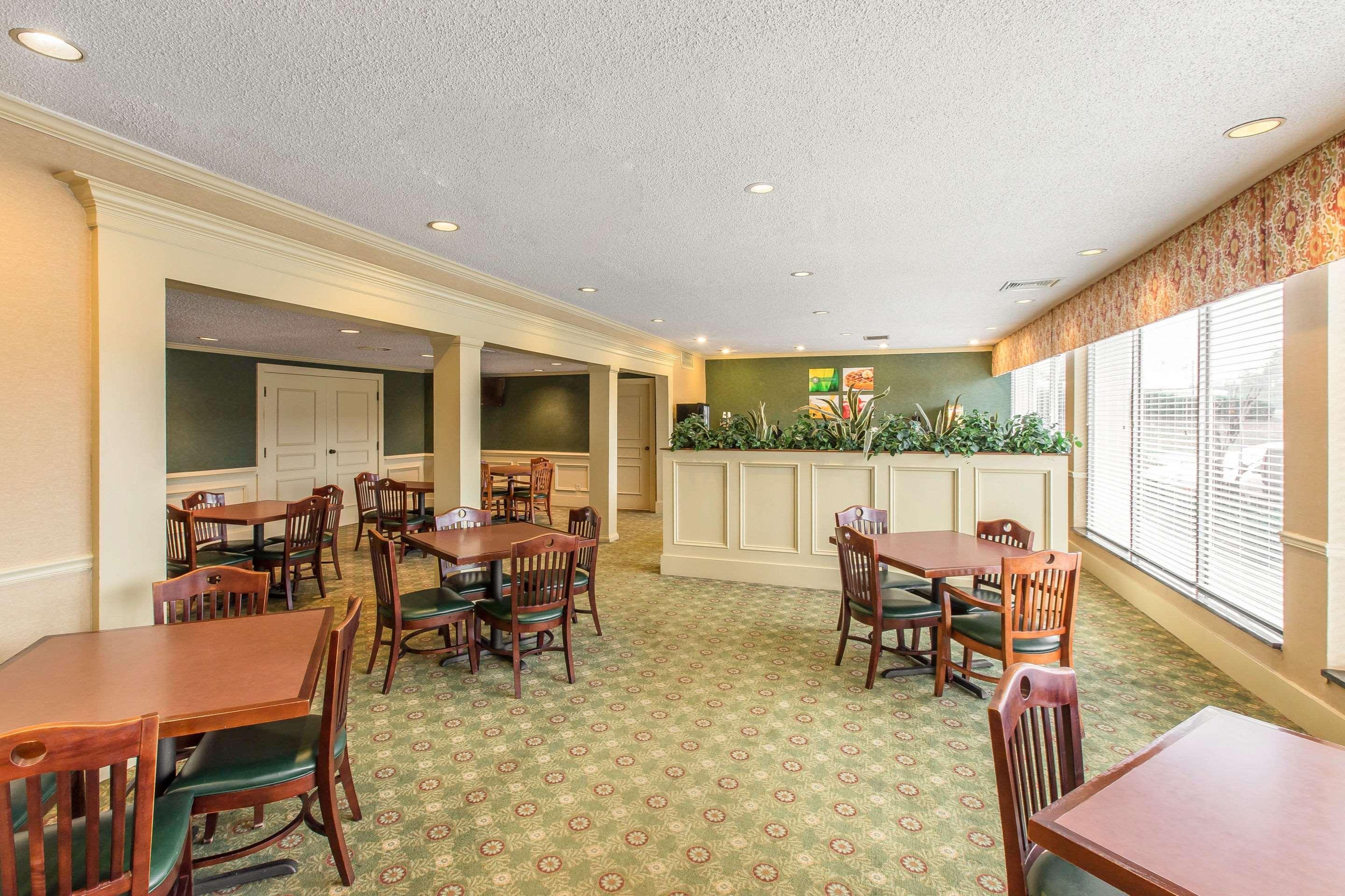 Quality Inn & Suites Mcdonough South I-75 Eksteriør billede