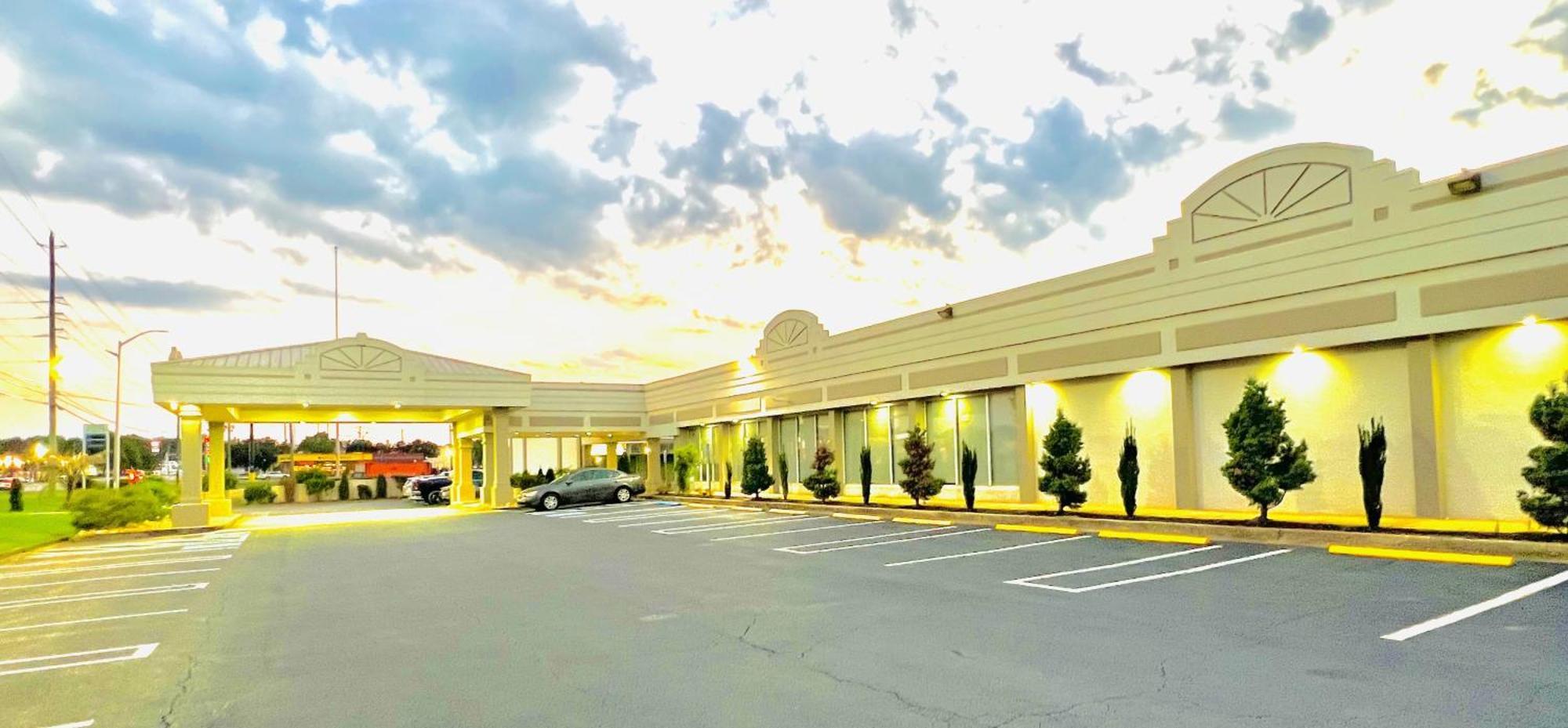 Quality Inn & Suites Mcdonough South I-75 Eksteriør billede