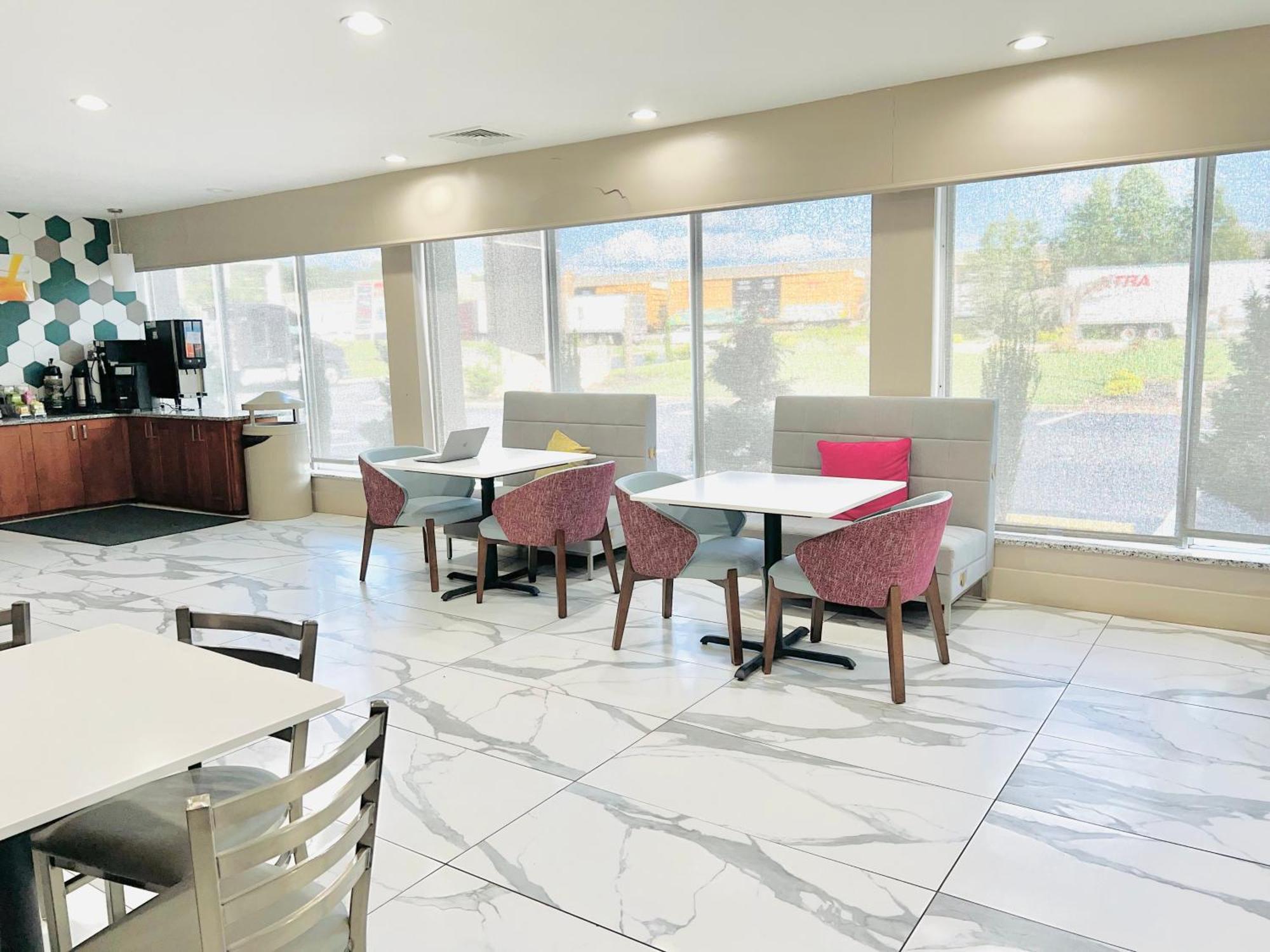 Quality Inn & Suites Mcdonough South I-75 Eksteriør billede