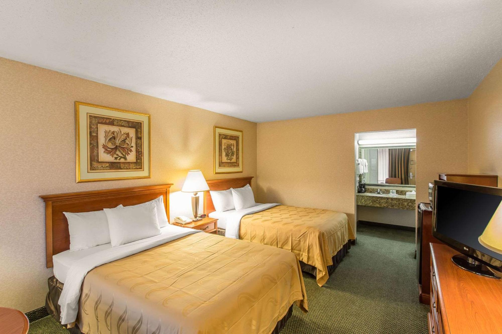 Quality Inn & Suites Mcdonough South I-75 Eksteriør billede