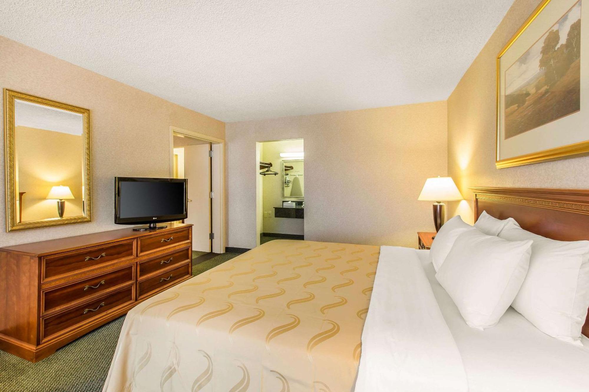 Quality Inn & Suites Mcdonough South I-75 Eksteriør billede